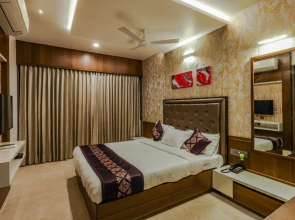 Blisss Hotel, Kolhapur