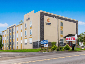 Comfort Inn & Suites Harrisburg - Hershey West