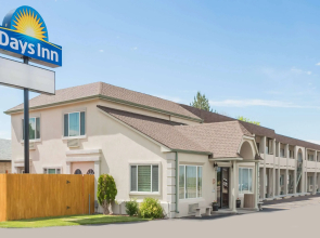 Days Inn by Wyndham Kimball