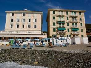 Hotel Savoy