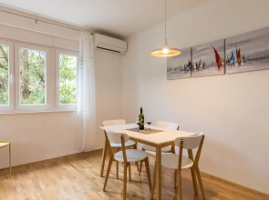 City Apartment near Žnjan Beach