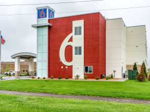 Motel 6 Mankato, MN