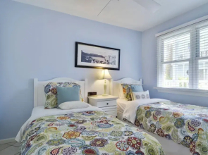 Beach House Condo by Avantstay Communal Pool Gated Community Great Location Week Long Stays