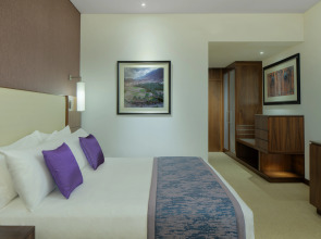 Crowne Plaza Muscat OCEC by IHG