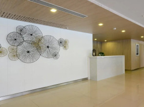 The Grass Serviced Suites by At Mind