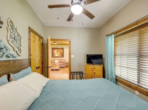 Jefferson Vacation Rental With Golf Cart!