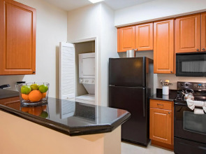 The Point Hotel & Suites