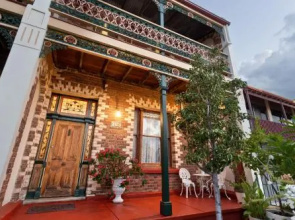 Annie's Victorian Terrace Accommodation Fremantle