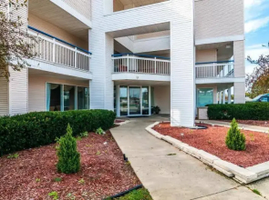 Motel 6 Bloomington-Normal, IL