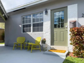Casa Limon - Saltwater Pool and 10 min to Beach