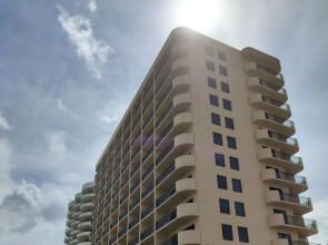 Tropic Shores Resort