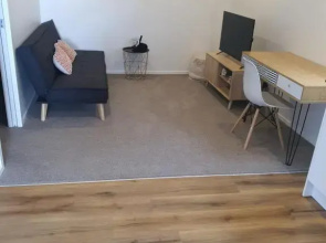 Modern 1 Bedroom Guest House