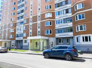 Uut Home (Houm) v kvartale Pervomajskij