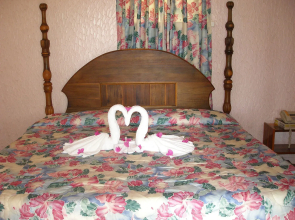 Treasure Beach Hotel