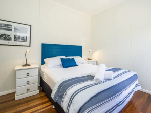 Kooyong Apartment 1