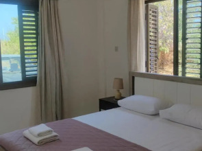 oasis nature almond house