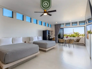 Amazing Studio With Rooftop Pool - 5 min to Marina