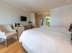 Hide Away Guest House
