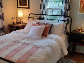 Charming, cozy, and comfortable 2-bedroom cottage.