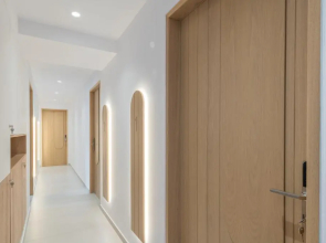 Evans Luxurious Apartment 3