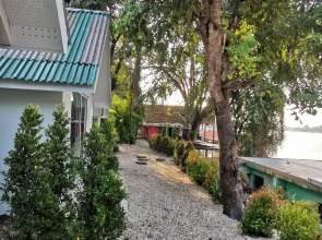 Riverkwai Cottage