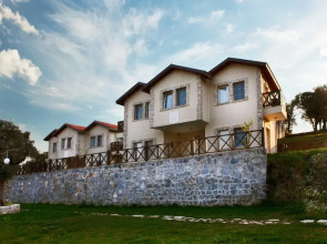 Vinifera Vineyards Hotel