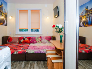 Апартаменты Студия на улице Демонстрации 8