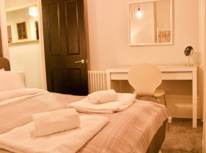 Central Brighton Apartment