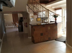 Savoy Lodge - Budget Standard Double Room