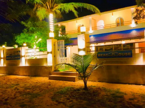 Beach House Hotel