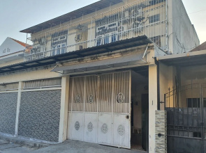 OYO 93114 Salak Homestay Syariah