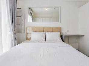 Cozy Living and Comfort Studio at Sky House BSD Apartment