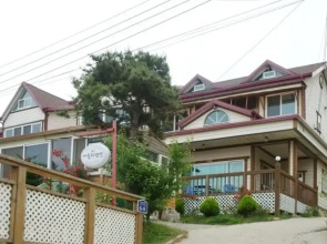 Hwaseong Yeoulteo Pension