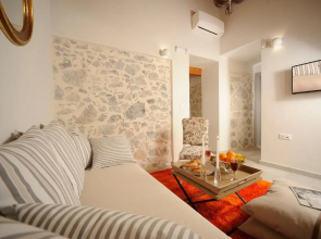 Hawk Villa, nature essence, By ThinkVilla