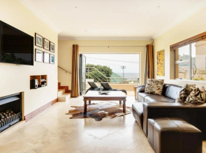 Camps Bay Beach Condo