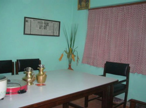 Sanu House Hostel & Homestay