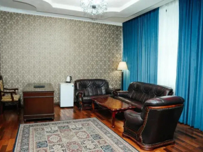 Tadzh Palas
