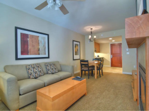 Founders Pointe