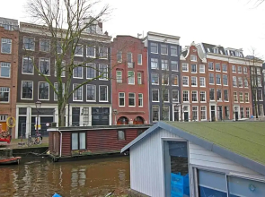 Large 4p canal apartment Prinsengracht