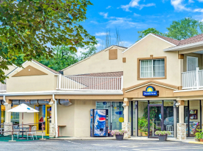 Days Inn by Wyndham Ridgefield