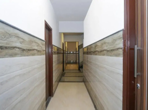 OYO Flagship 812033 Sai Kripa Guest House
