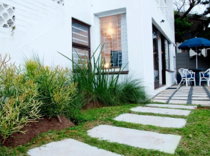 B'Lenghi Beach House