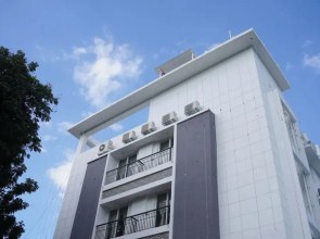 Avenue 11 Premium Stays