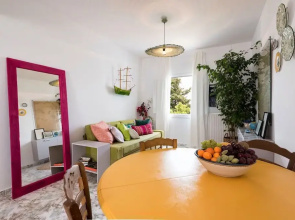 Menta II in Naousa With Free Parking Paros