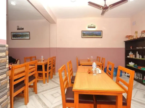 Oyo 717 Hotel Gurung Culture
