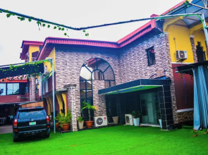 Owee Hotel Exclusive Apartments & Suites
