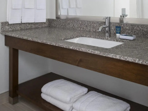 Four Points by Sheraton Buffalo Grove