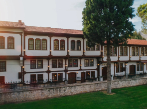 Bayezid Han Konak