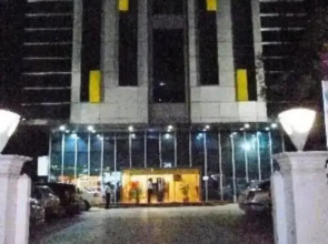 Hotel Ishwarya Grand