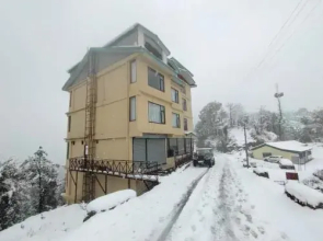 The Alpine Retreat
